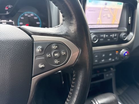 Used 2015 Chevrolet Colorado Z71 image 32