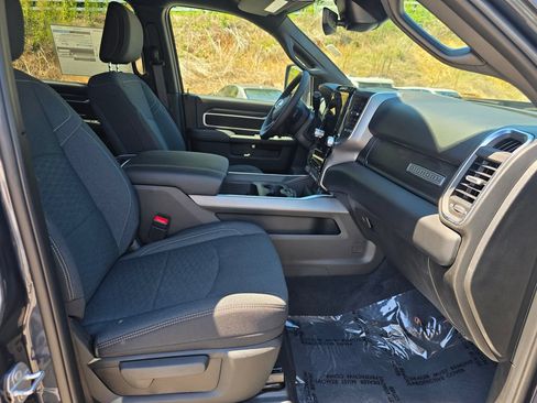 New 2026 RAM 3500 Big Horn AWD/4WD image 27