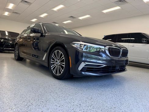 Used 2020 BMW 540i RWD image 11