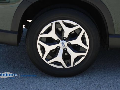 Used 2023 Subaru Forester Premium AWD/4WD image 32
