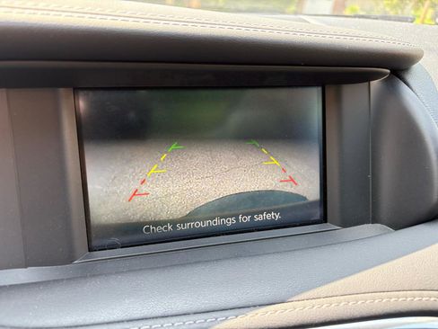 Used 2018 INFINITI QX30 Premium w/ Navigation Package image 33