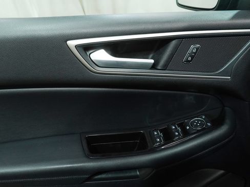 Used 2019 Ford Edge SEL w/ Equipment Group 201A FWD image 22