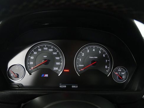 Used 2019 BMW M4 Coupe w/ Competition Package image 18