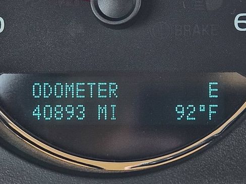 Used 2013 GMC Yukon Denali RWD image 25