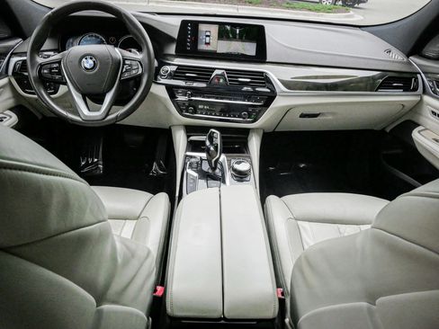 Used 2018 BMW 640i Gran Turismo xDrive AWD/4WD image 29