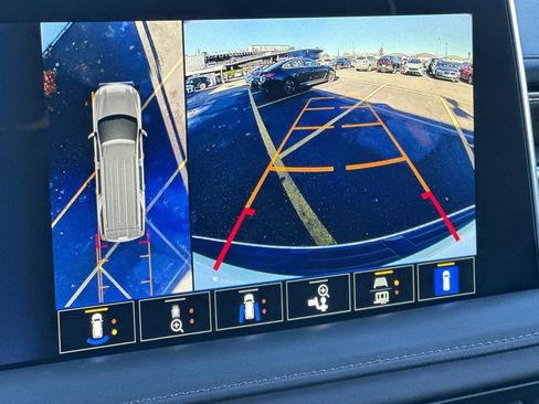 Used 2023 Chevrolet Tahoe High Country image 25