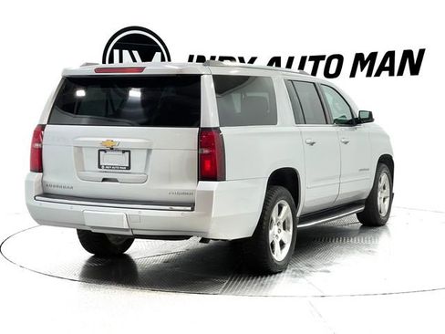 Used 2020 Chevrolet Suburban Premier image 4
