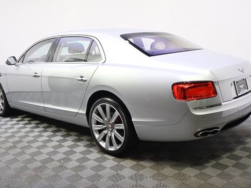 Used 2017 Bentley Flying Spur S V8 AWD/4WD image 3