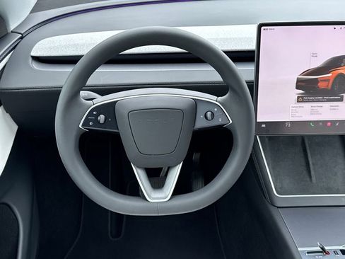 Used 2026 Tesla Model Y 2WD image 16