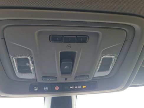 Certified 2019 Chevrolet Silverado 1500 LT w/ All-Star Edition image 38