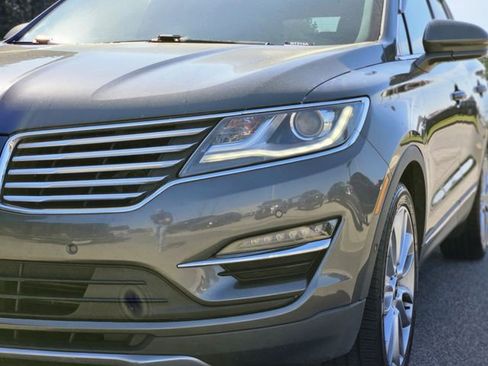 Used 2017 Lincoln MKC Reserve image 9