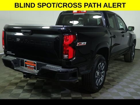 Used 2023 Chevrolet Colorado Z71 w/ Z71 Convenience Package 2 image 8