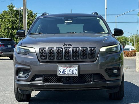 Certified 2023 Jeep Cherokee Altitude Lux AWD/4WD image 9