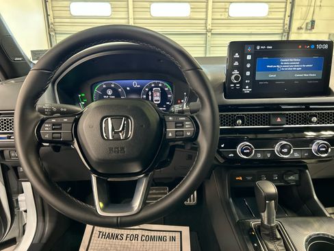 Used 2025 Honda Civic Sport Touring image 9