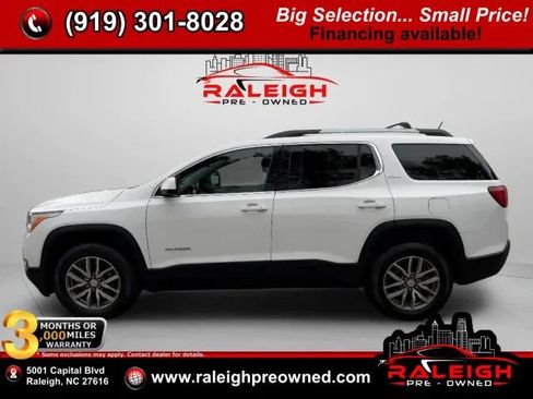 Used 2019 GMC Acadia SLE image 2