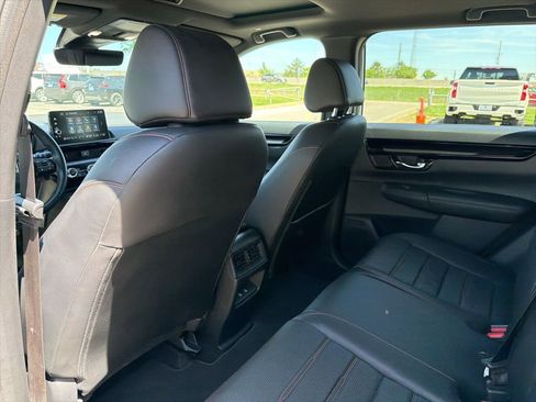 Used 2025 Honda CR-V Sport Touring image 14