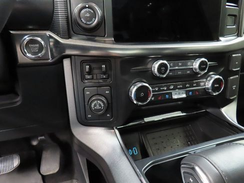 Used 2024 Ford F150 Platinum w/ FX4 Off-Road Package image 62