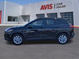 Used 2024 Toyota Corolla Cross LE image 2