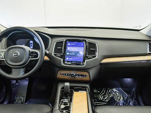 Certified 2025 Volvo XC90 B6 Plus image 16