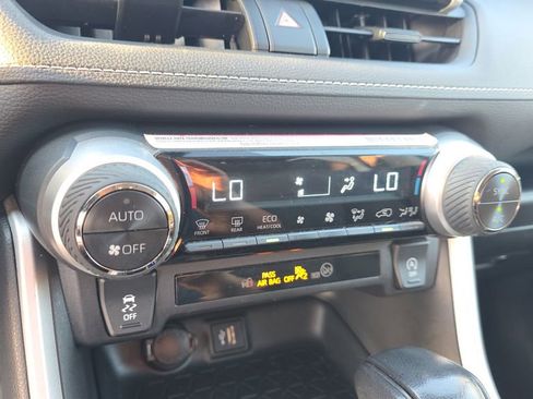 Used 2024 Toyota RAV4 XLE FWD image 23