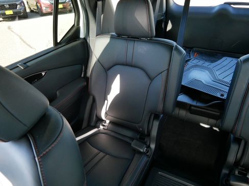 Certified 2024 Honda Pilot TrailSport image 12