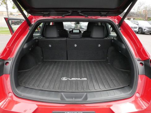 Used 2024 Lexus UX 250h F Sport AWD/4WD image 18