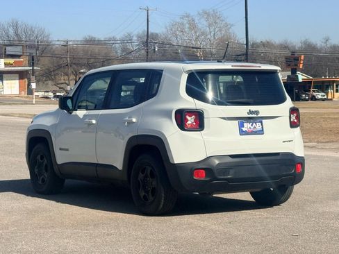 Used 2016 Jeep Renegade Sport w/ Power & Air Group FWD image 5