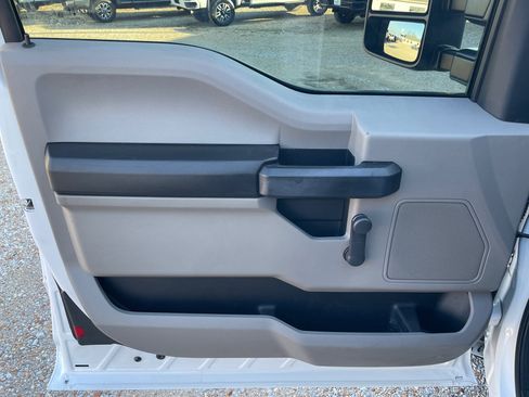 Used 2021 Ford F350 XL image 20