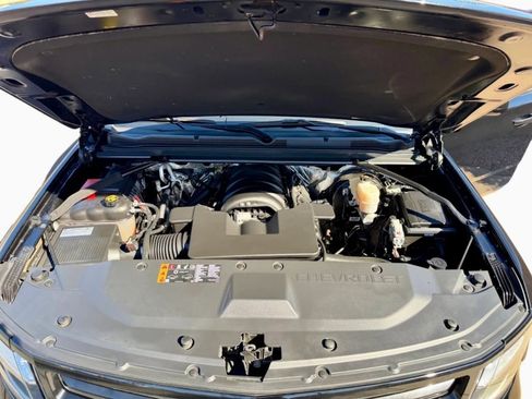 Used 2018 Chevrolet Tahoe Premier w/ RST Edition image 27