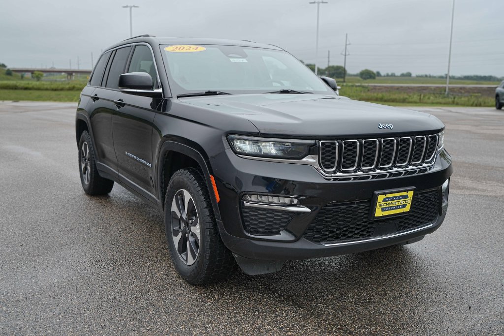 Used 2024 Jeep Grand Cherokee Limited 4xe AWD/4WD image 5