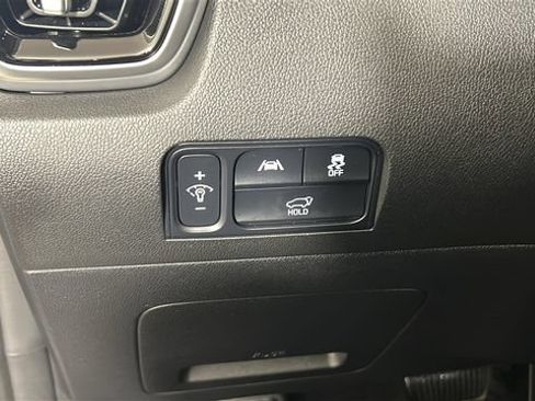 Used 2023 Kia Sorento SX AWD/4WD image 20