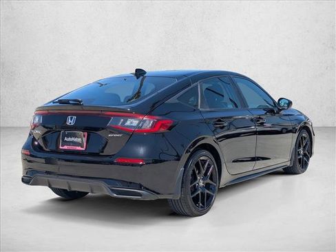 Used 2025 Honda Civic Sport image 5