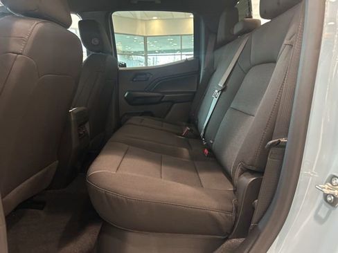 New 2026 Chevrolet Colorado W/T image 11