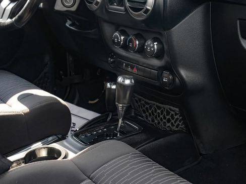 Used 2011 Jeep Wrangler Unlimited Sport AWD/4WD image 19