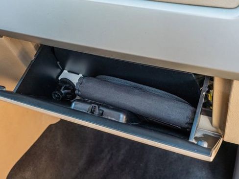 Used 2013 Ford F150 Lariat w/ Mid Equipment Group image 48