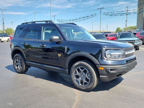 Certified 2021 Ford Bronco Sport Badlands AWD/4WD image 2