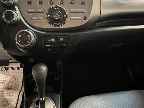 Used 2009 Honda Fit image 14
