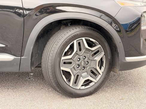 Used 2022 Hyundai Santa Fe Limited w/ Cargo Package FWD image 5