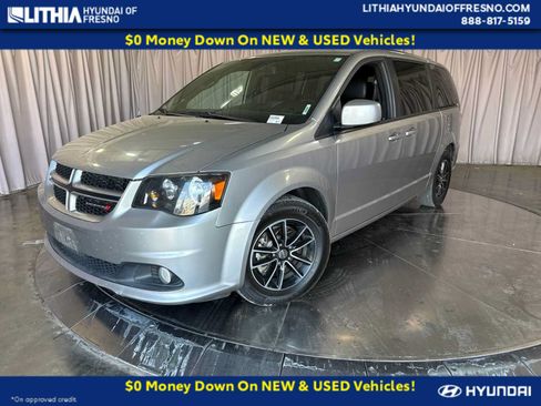 Used 2018 Dodge Grand Caravan GT FWD image 1
