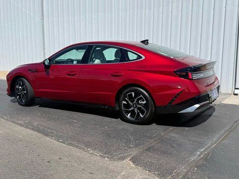 Used 2025 Hyundai Sonata SEL image 2