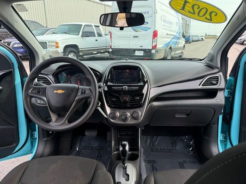 Used 2021 Chevrolet Spark LT image 18