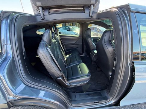 Used 2018 Tesla Model X 100D image 30