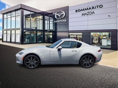 New 2026 MAZDA MX-5 Miata RF Grand Touring RWD image 2