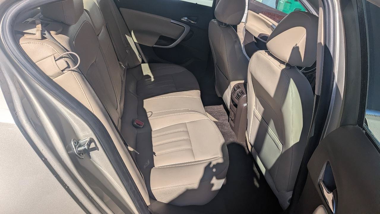 Used 2013 Buick Regal Premium FWD image 13