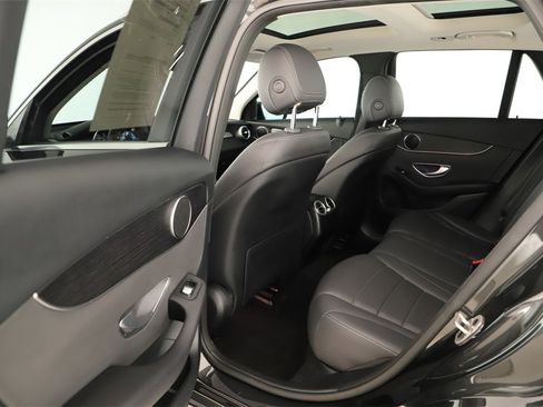 Used 2022 Mercedes-Benz GLC 300 image 27