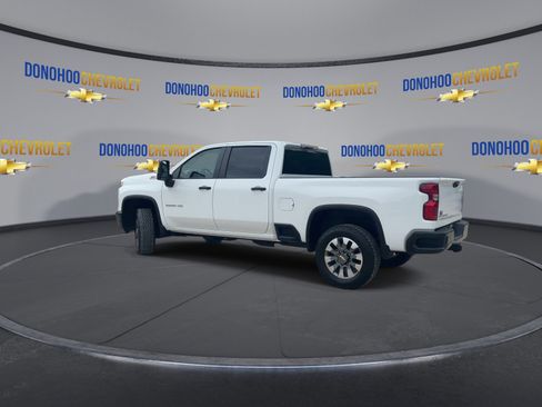 Used 2025 Chevrolet Silverado 2500 Custom w/ Z71 Off-Road Package AWD/4WD image 9