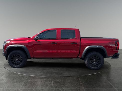 Used 2023 Chevrolet Colorado Trail Boss w/ Advanced Trailering Package AWD/4WD image 5