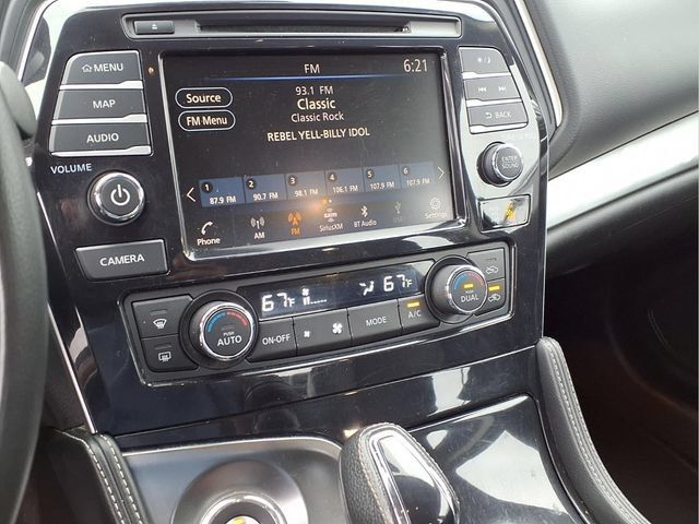 Used 2023 Nissan Maxima SV w/ Floor Mat Group FWD image 9