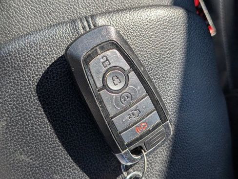 Used 2023 Ford Mustang Premium RWD image 28