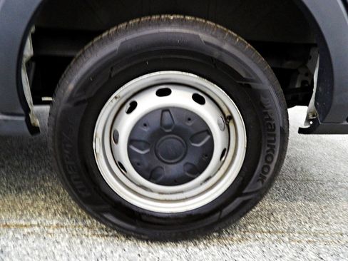 Used 2017 Ford Transit 150 130 Low Roof RWD image 15